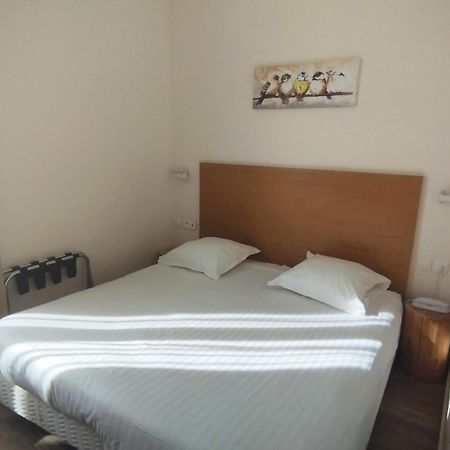 Hotel Des Arts Rueil-Malmaison Eksteriør billede