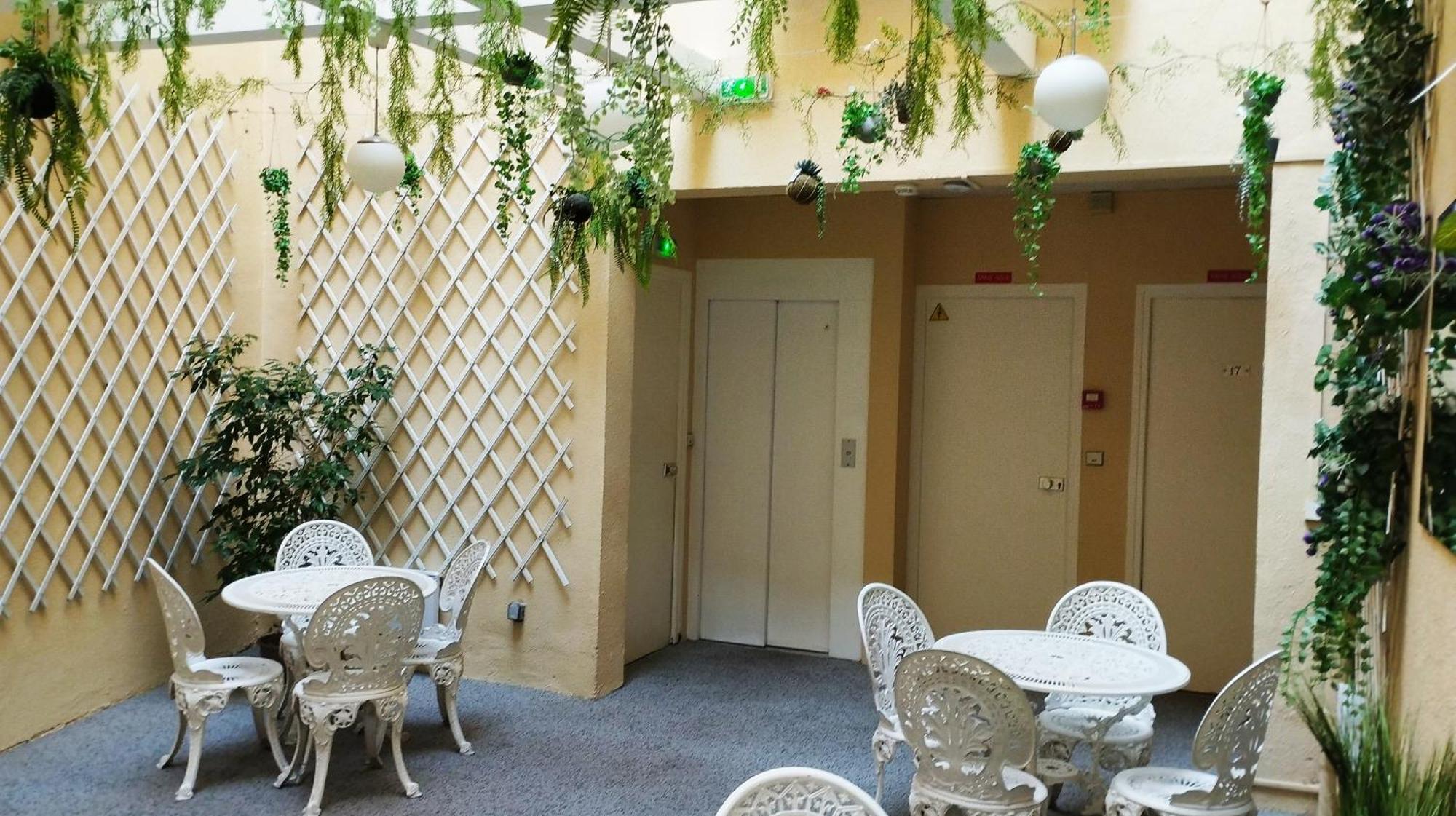 Hotel Des Arts Rueil-Malmaison Eksteriør billede