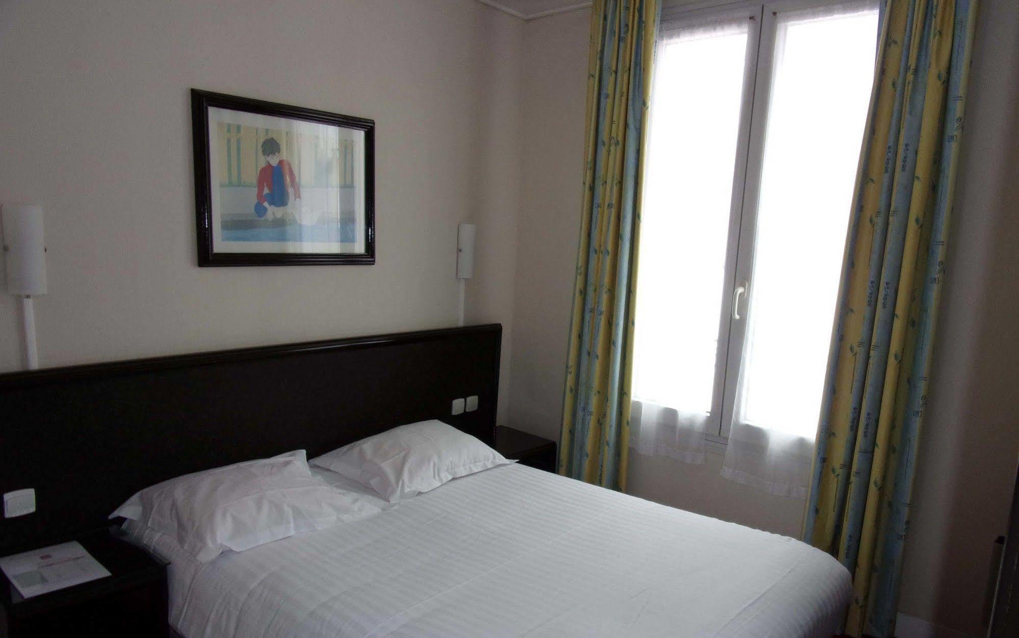 Hotel Des Arts Rueil-Malmaison Eksteriør billede
