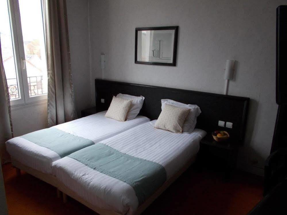 Hotel Des Arts Rueil-Malmaison Eksteriør billede